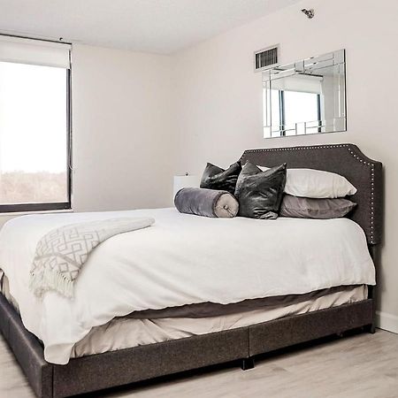 Short Term Rentals At The Park At Trowbridge Senior Community Southfield Exteriör bild