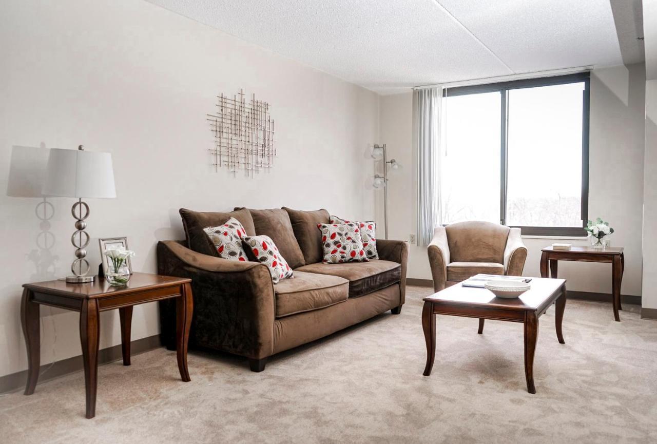 Short Term Rentals At The Park At Trowbridge Senior Community Southfield Exteriör bild