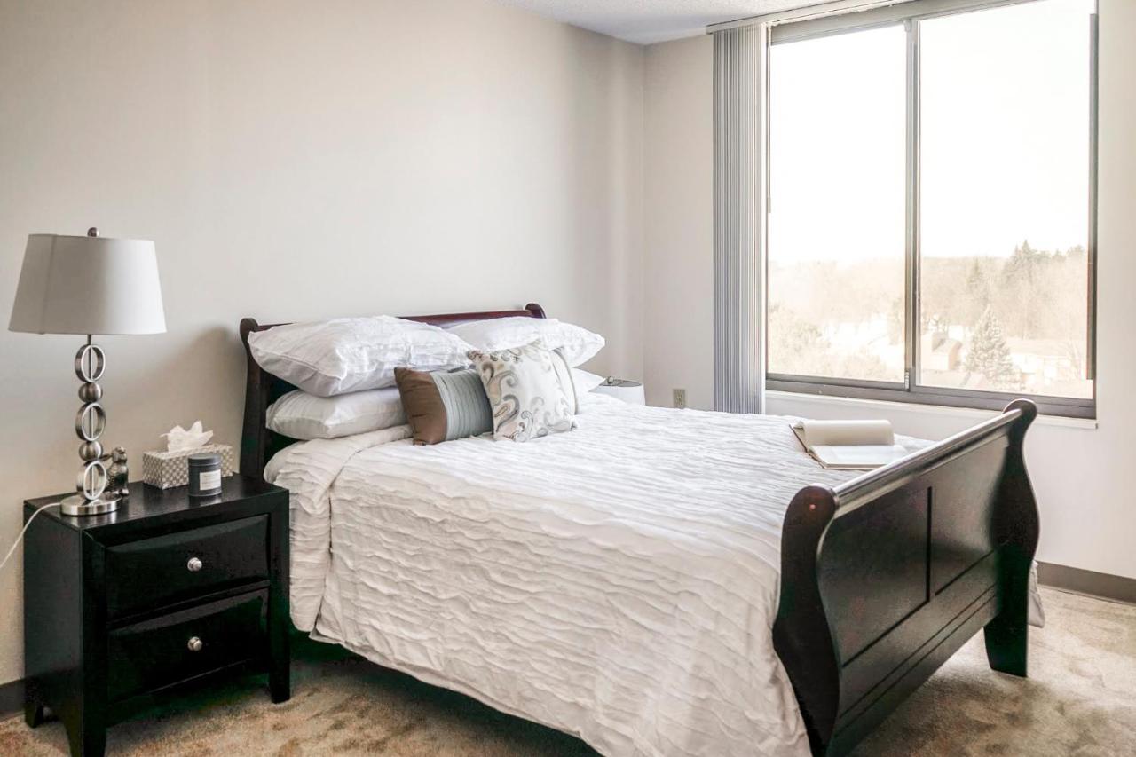 Short Term Rentals At The Park At Trowbridge Senior Community Southfield Exteriör bild