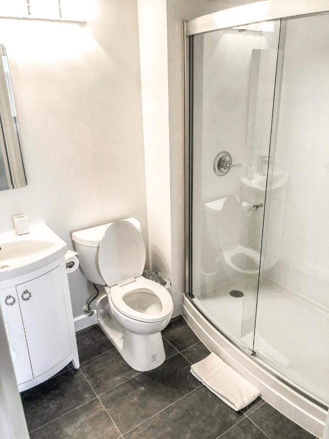 Short Term Rentals At The Park At Trowbridge Senior Community Southfield Exteriör bild