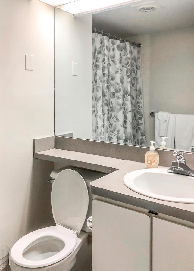Short Term Rentals At The Park At Trowbridge Senior Community Southfield Exteriör bild