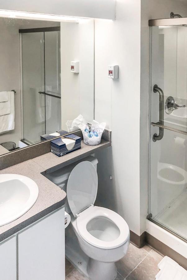 Short Term Rentals At The Park At Trowbridge Senior Community Southfield Exteriör bild