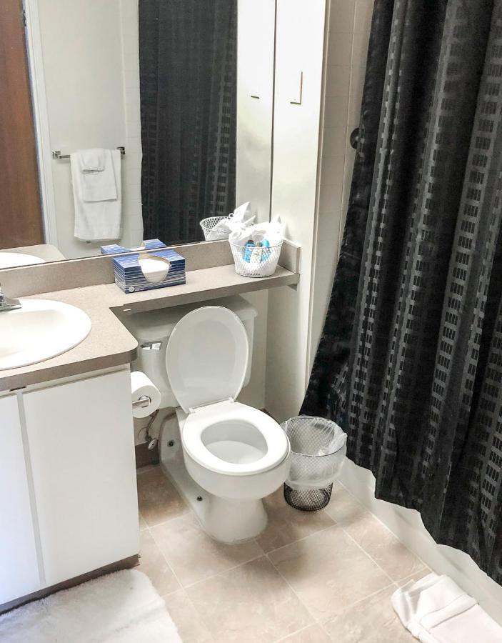 Short Term Rentals At The Park At Trowbridge Senior Community Southfield Exteriör bild