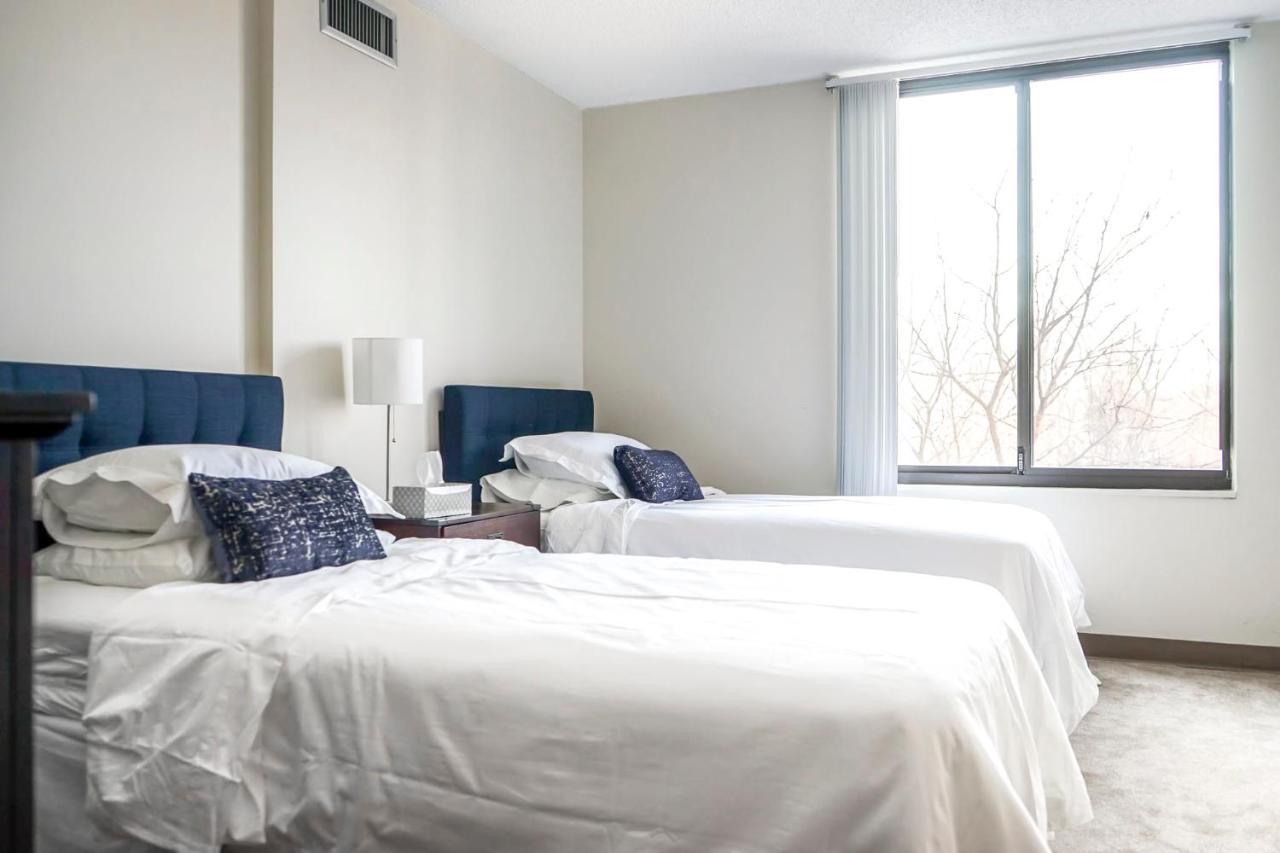 Short Term Rentals At The Park At Trowbridge Senior Community Southfield Exteriör bild